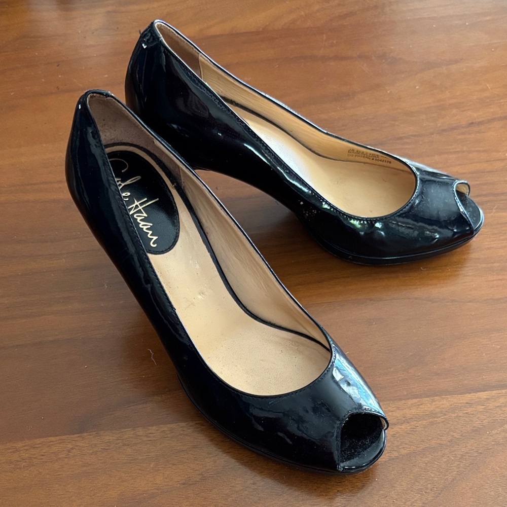 Cole Haan Black Patent Peep-Toe Heels size 6